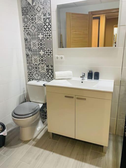 Alterhome Luminoso Estudio Con Piscina Y Maravillosas Vistas Torremolinos Exterior foto